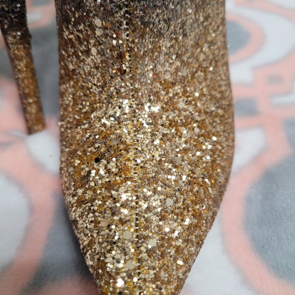 Black and Gold boots